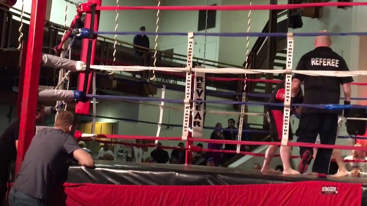 Cole Morrow boxing Thursday night fights rd2