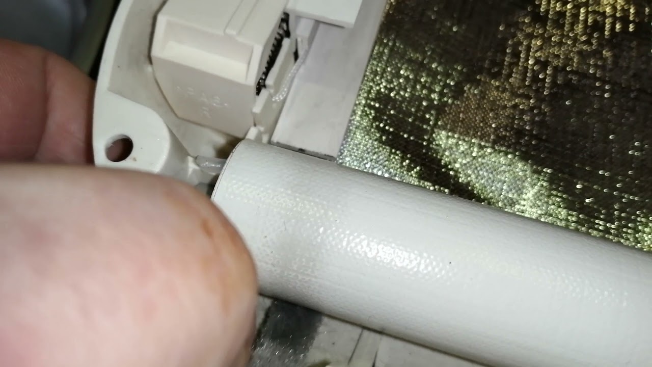 Caravan window blind repair & fix . Bailey Caravan.