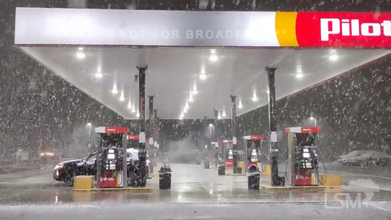 10-31-2023 New Castle, PA - First Snows of The Season