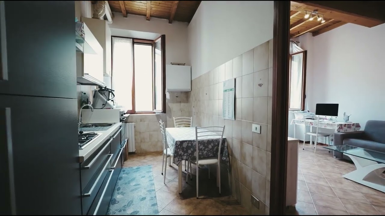 🏡 IN VENDITA - Mini appartamento dalle ampie metrature in centro storico servito da cantina - B1026