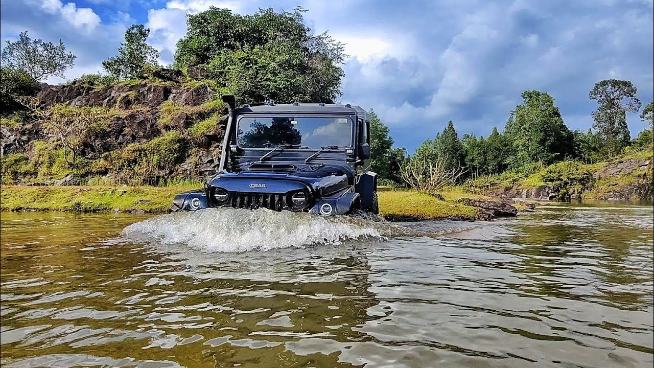 'B L A C K' Thar 4K Cinematic Video