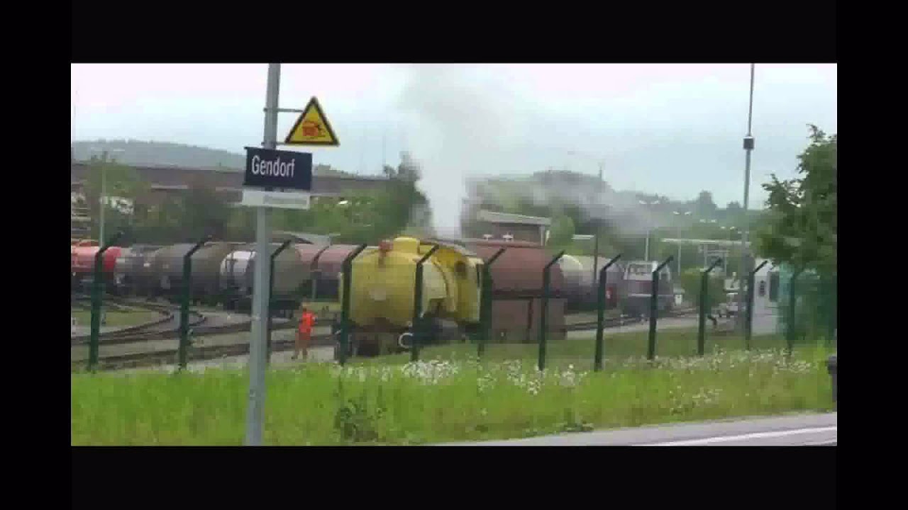 70j&auml;hrige Resi rangiert noch immer, auch am 3.6.2013-in HD-