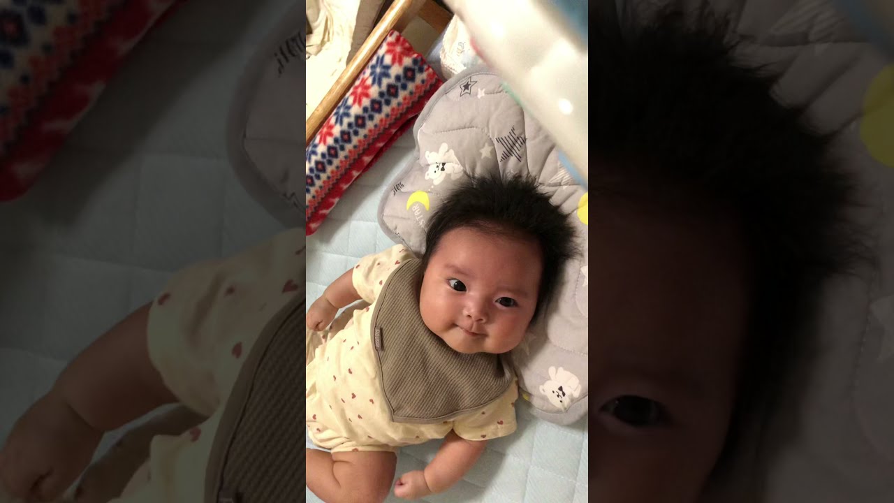 声を出して笑う赤ちゃんを見るのは楽しい
