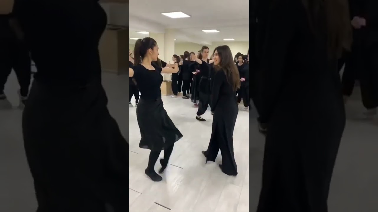 instagram video dance steps girl reaction#shorts #funny #like #new