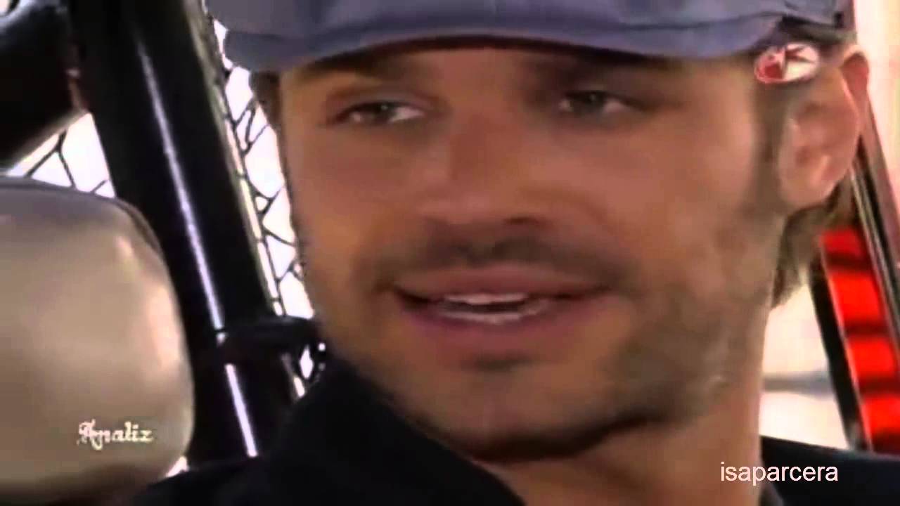 Alonso abrazame