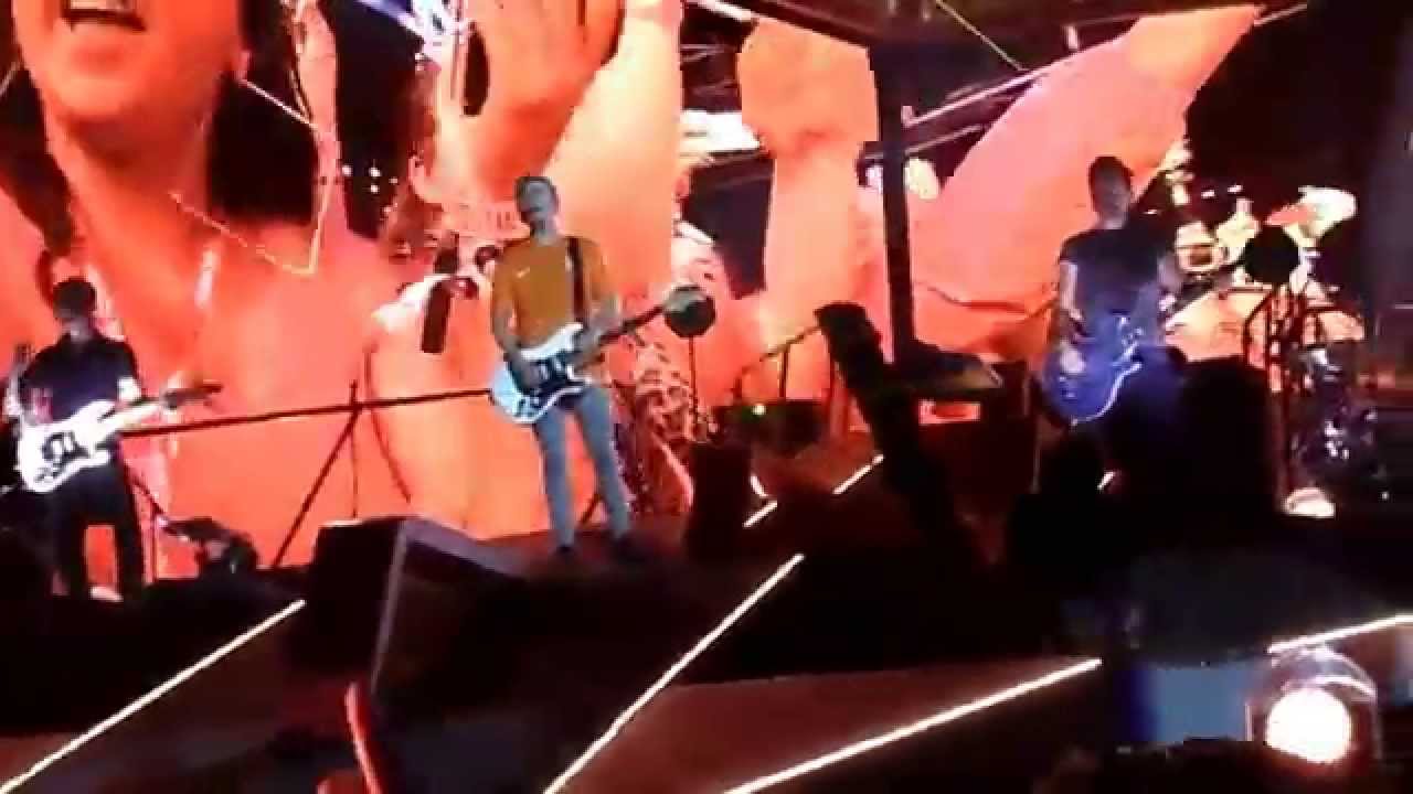 One Direction Best Song Ever + end FRONT ROW