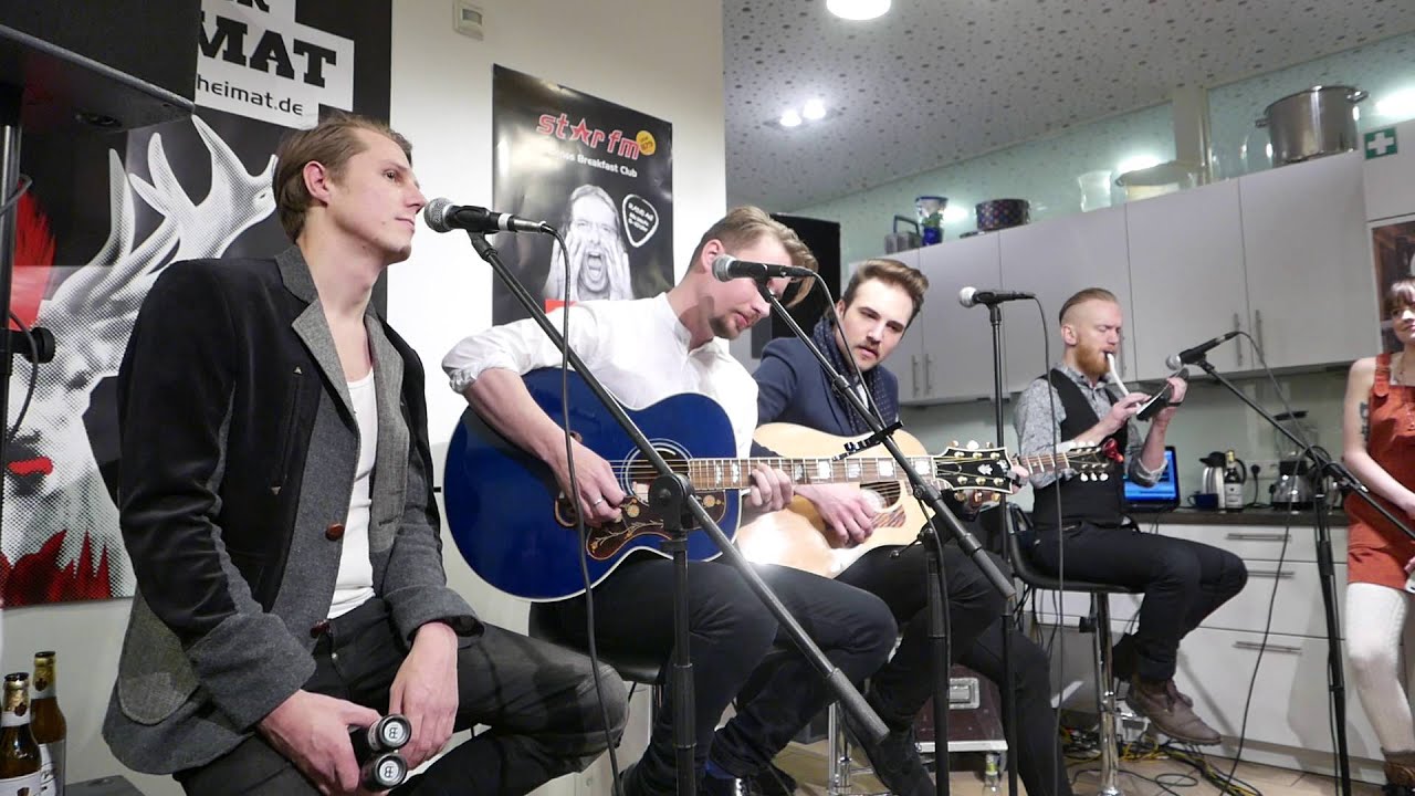 Royal Republic - Follow the sun 26.02.2016 (acoustic live @ Star FM, Berlin)