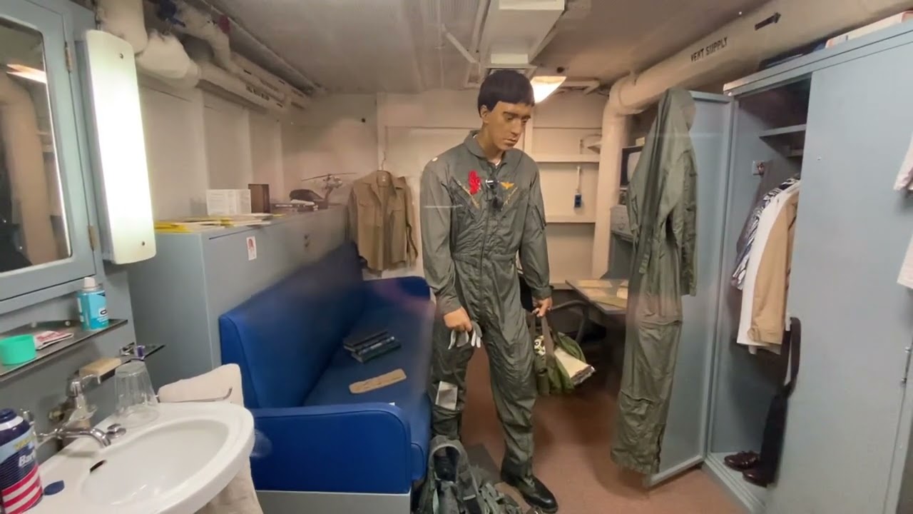 USS Midway Flight Commanders Quarters.  Subscribe, Like and Share 👍