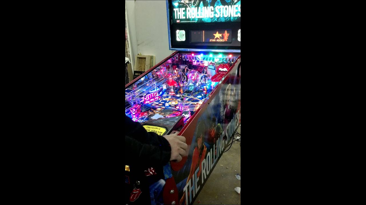 Rolling stones pinball machine