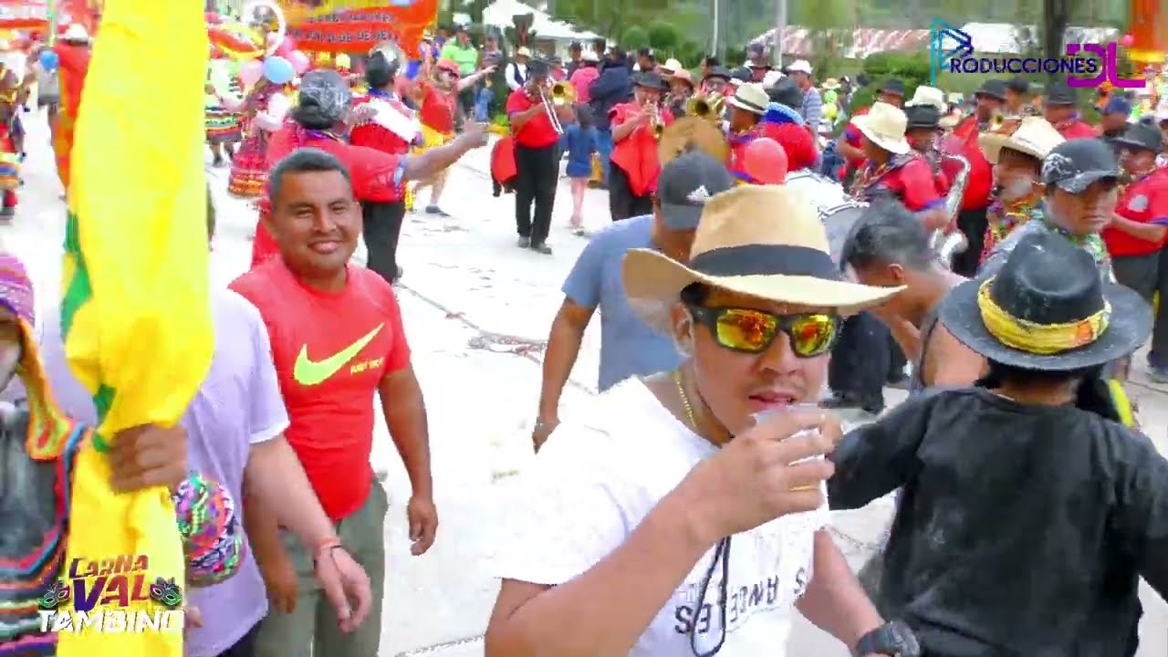 Comparsas de Carnavales en el Distrito de Santa Rosa de Tambo