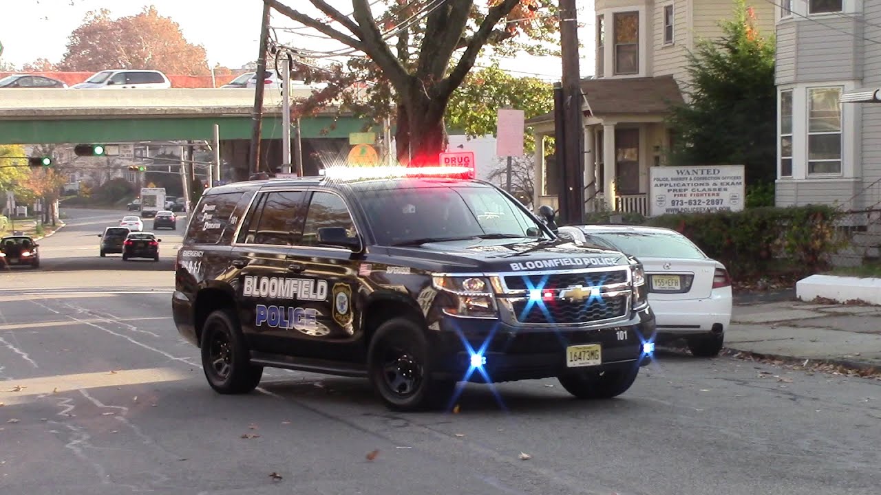 Bloomfield Police NEW Car 101 Car 212 And Atlantic ALS Paramedics Responding 11-6-15