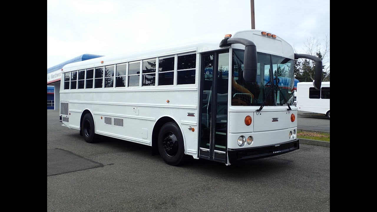 Northwest Bus Sales Used 2005 Thomas Saf T Liner HDX 36 Passenger Commercial Bus - B60920