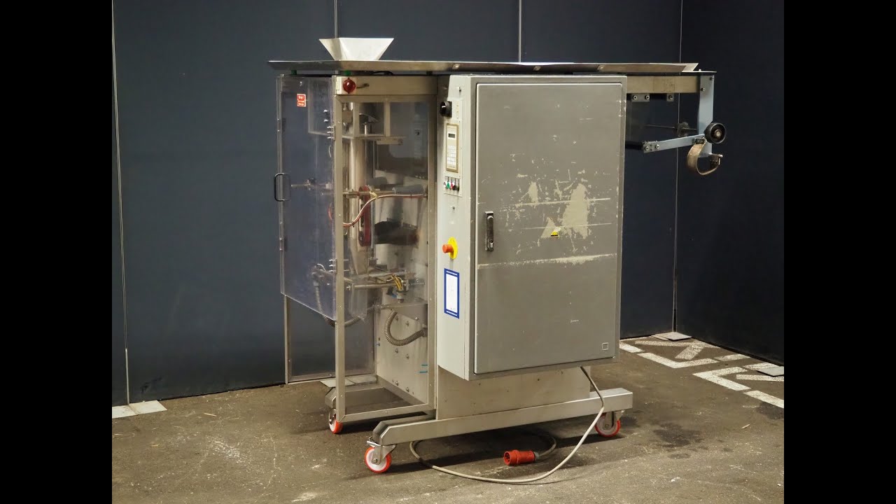 812-16: Prewa bag forming, filling and sealing machine