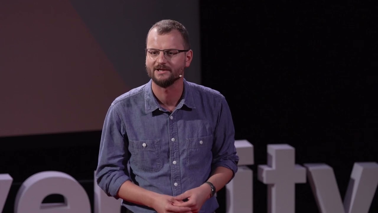 Skąd nie wiemy, jaka będzie przyszłość? | Mikołaj Pawlak | TEDxUniversityofWarsaw