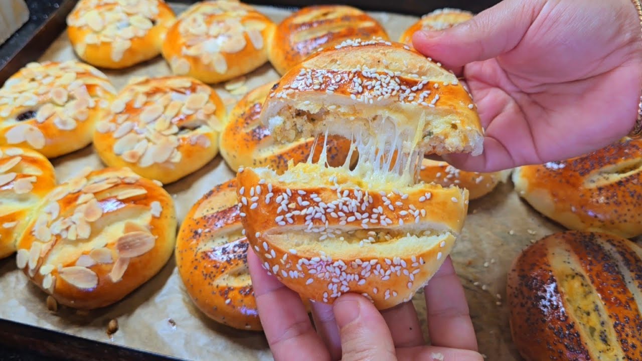 بنصف كيلو دقيق وجدي المالح والحلو بعجينة هشيشة 👌بحشوات مختلفة ولذيذة ضروري منهم في طبلة الفطور 