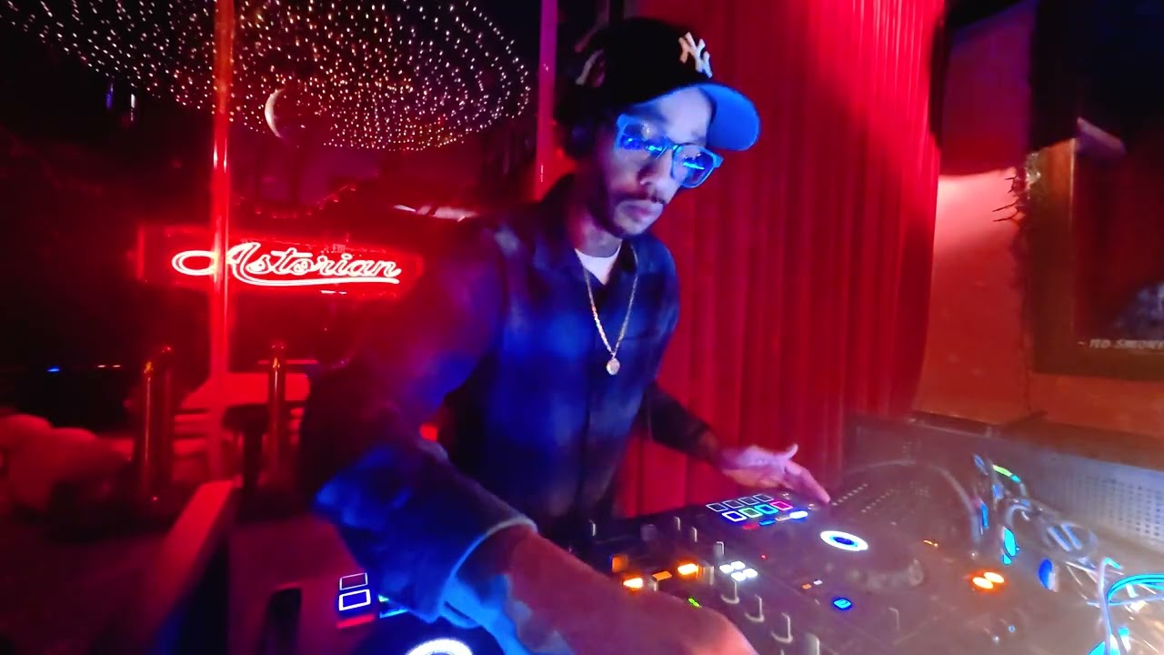 OPEN DECKS COLLECTIVE: (DJTRULYNYC) HIP-HOP, DRILL, 2-STEP, JERSEY CLUB, BAILE FUNK, REMIXES.