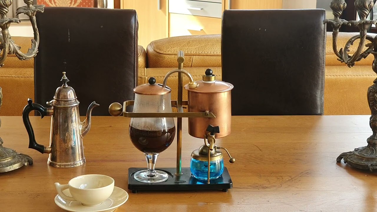 The Perco Retro Classic Belgium Balancing Syphon Brewer. The most spectacular coffee machine.
