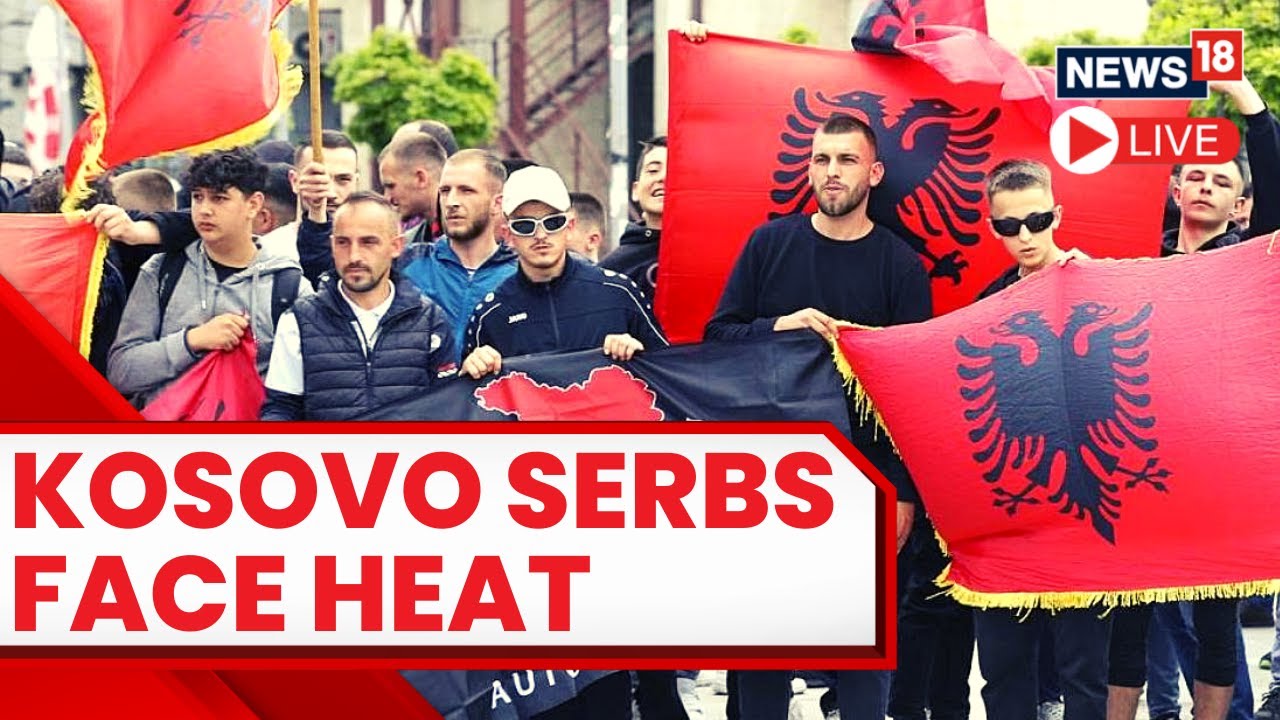 Ethnic Serb Protest Outside Municipal Offices In Leposavic | Kosovo Serb Conflict 2023 News LIVE