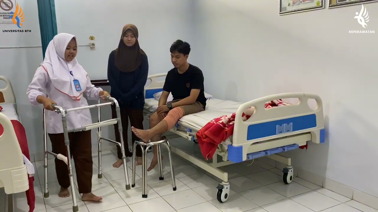 Cara Menggunakan Alat Bantu Jalan Walker #roleplay #kesehatan #alatbantujalan