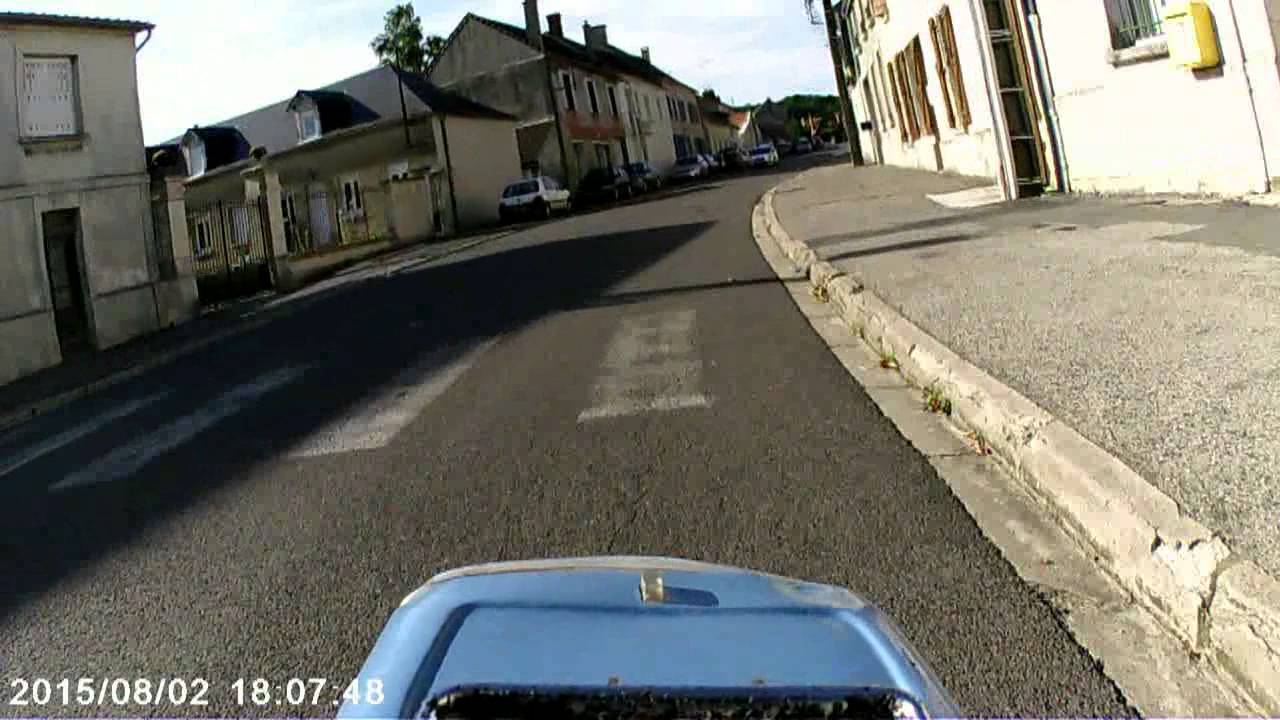 Un petit tour en Mobylette ~ [ Mobylette Motobécane AV65 de 1966 ]