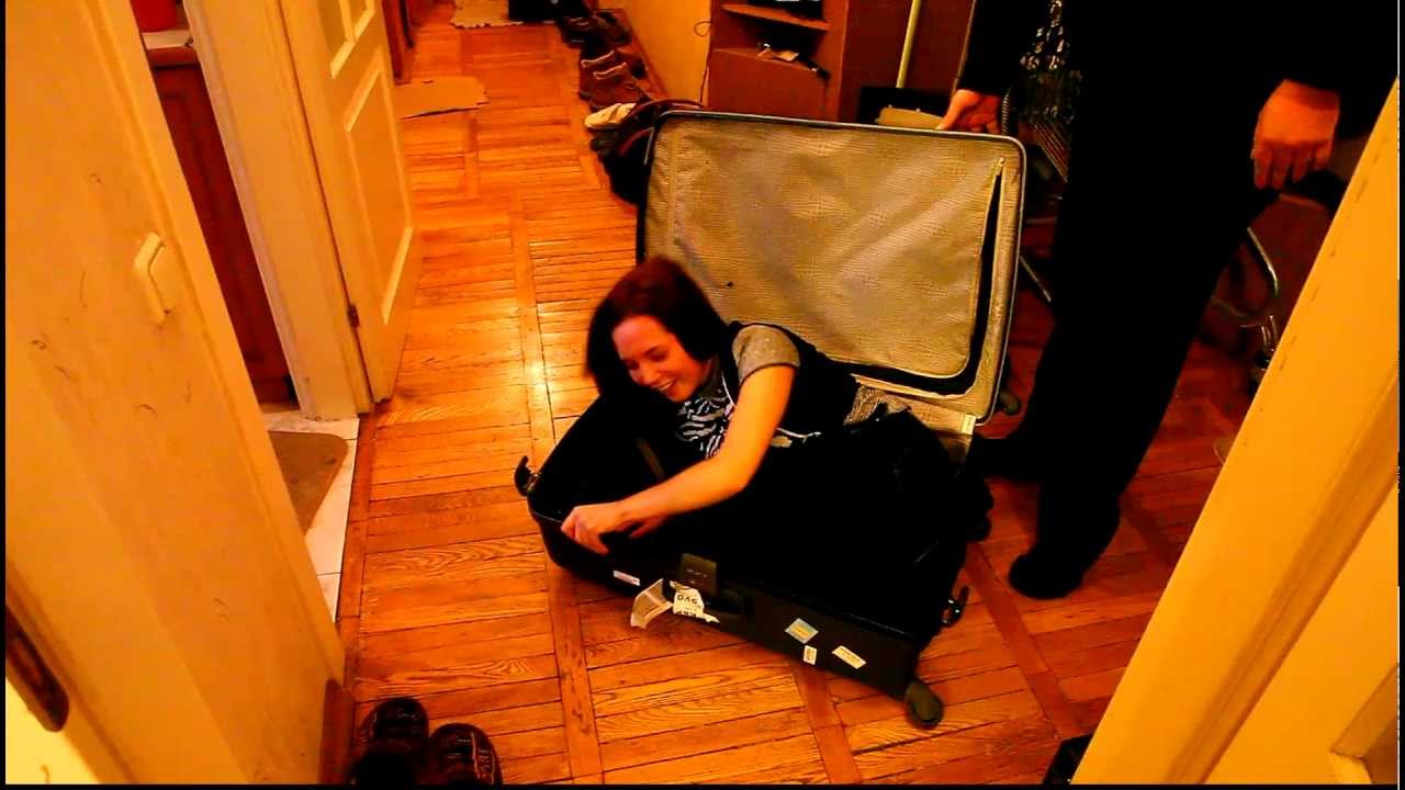 Magic suitcase Чемодан с сюрпризом