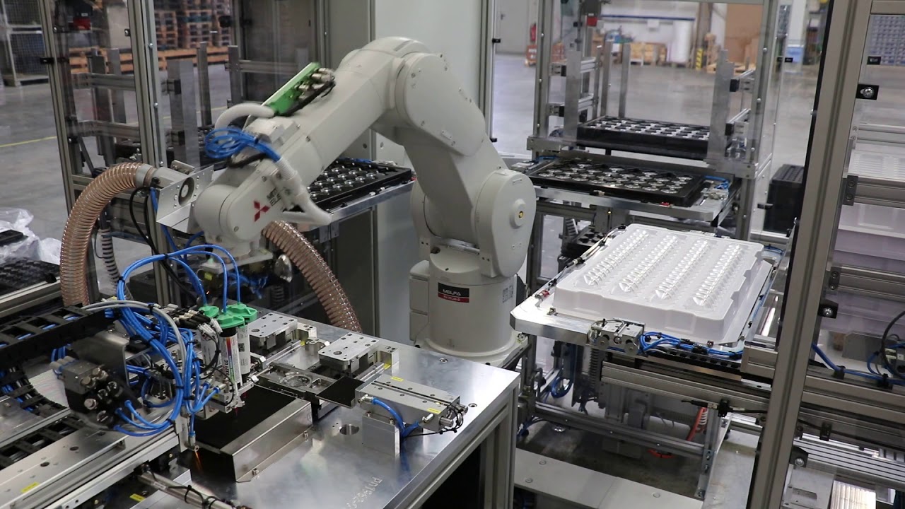 perfektes robotersystem f&uuml;r die produktion von sonderobjektiven
