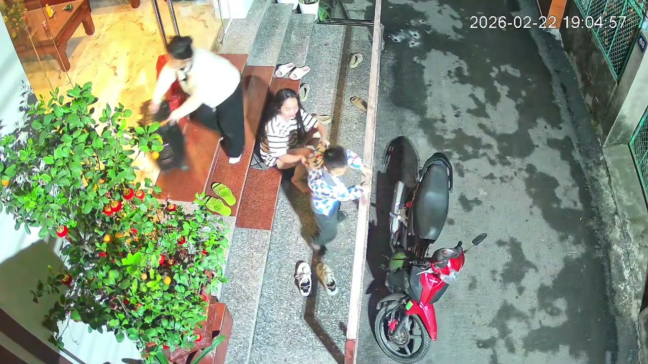 Cu con đi chơi nhớ nhà
