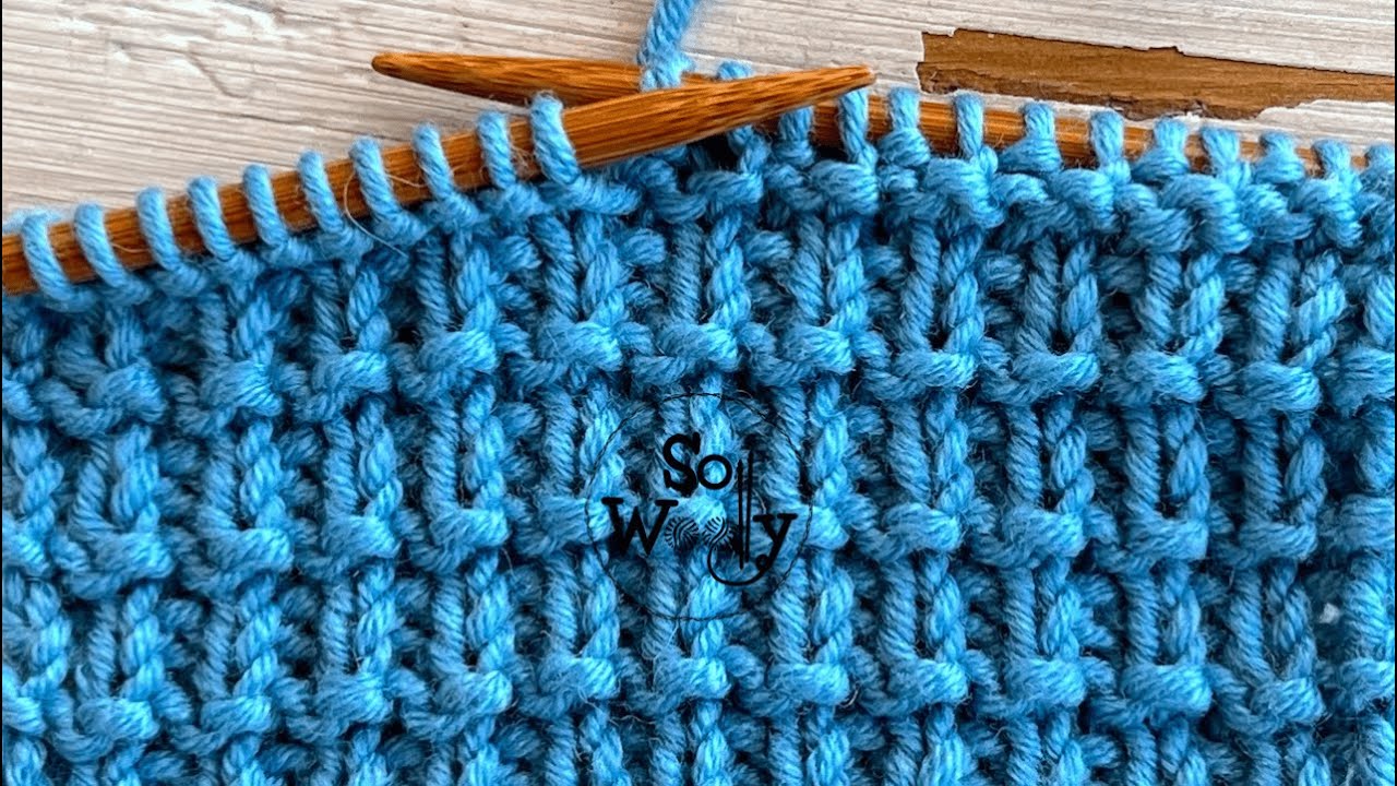 How to knit the Hurdle stitch: 4 rows, reversible, and doesn't curl. Beginner-friendly! - So Woolly