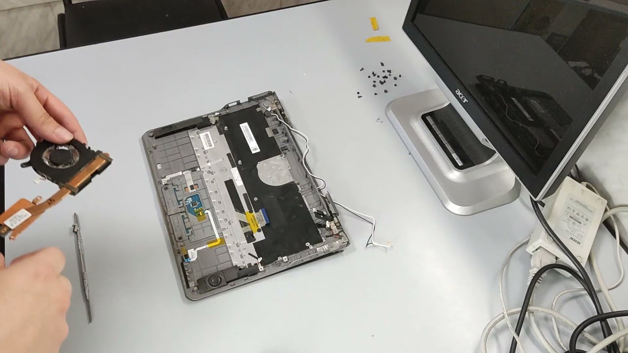 Полная разборка ноутбука Samsung NP530U3B Complete disassembly of the Samsung NP530U3B laptop