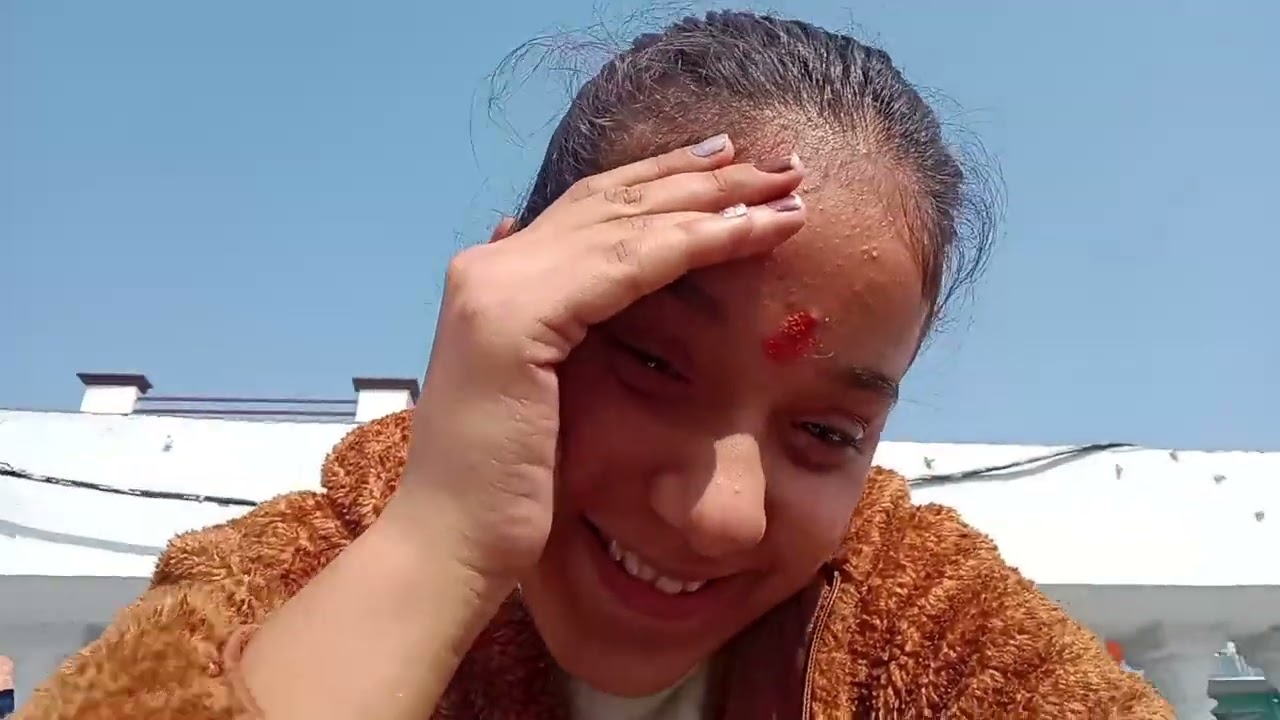 Aj mere roast hone ka din hai🫩😭