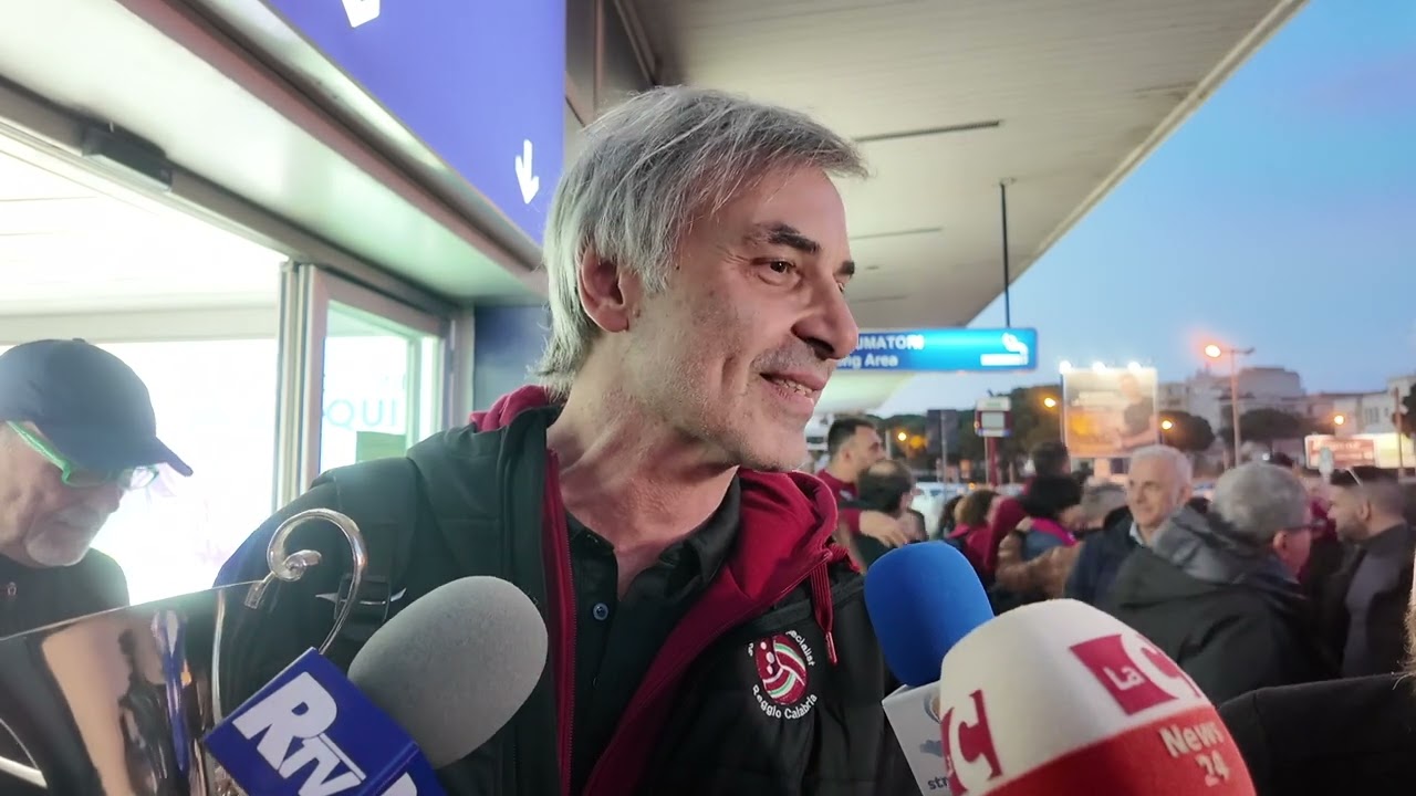 Pellegrino si commuove, 