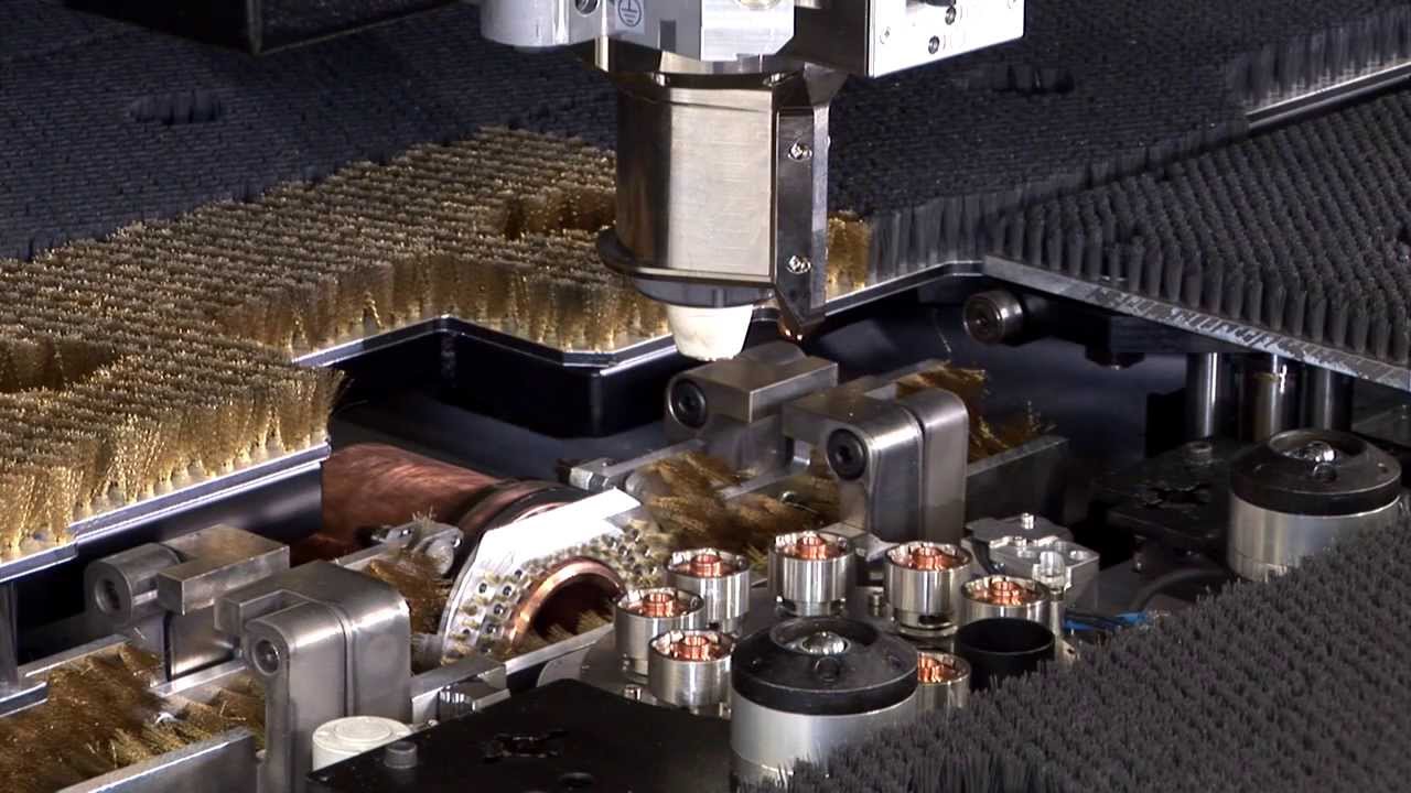 TRUMPF punch laser processing: TruMatic 7000 - How the automatic nozzle changer works