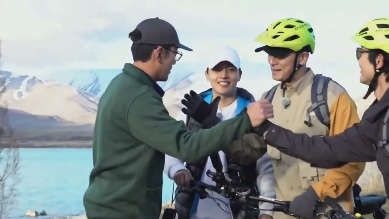 Bros on foot Episode 2 part 1 - first dinner in new zealand - Ha Jungwoo Joo Jihoon Minho Yeo Jingoo