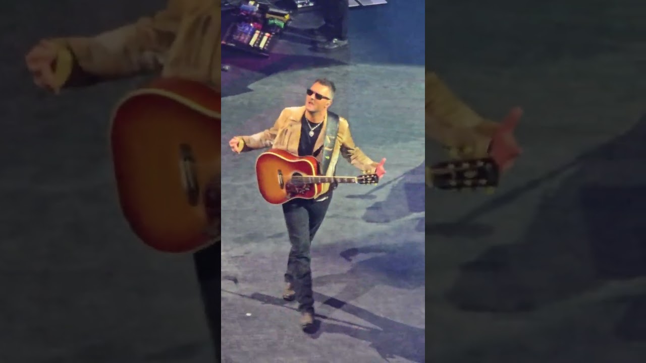 Eric Church- Hometown- Sioux Falls, SD Feb. #ericchurch ##siouxfalls I do not own  rights to  music