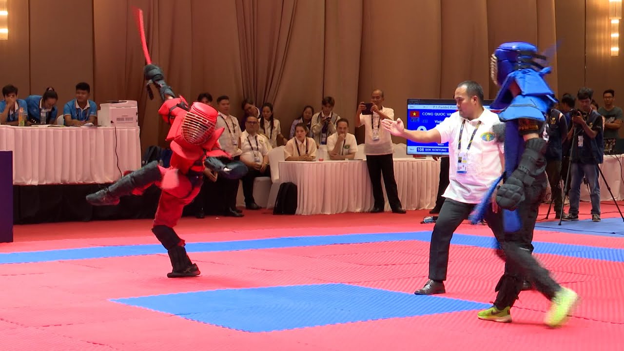 Võ gậy SEA Games 32: Vụt võ sĩ Philippines “tối mặt”, Văn Công Quốc ngược dòng chiến thắng | Arnis