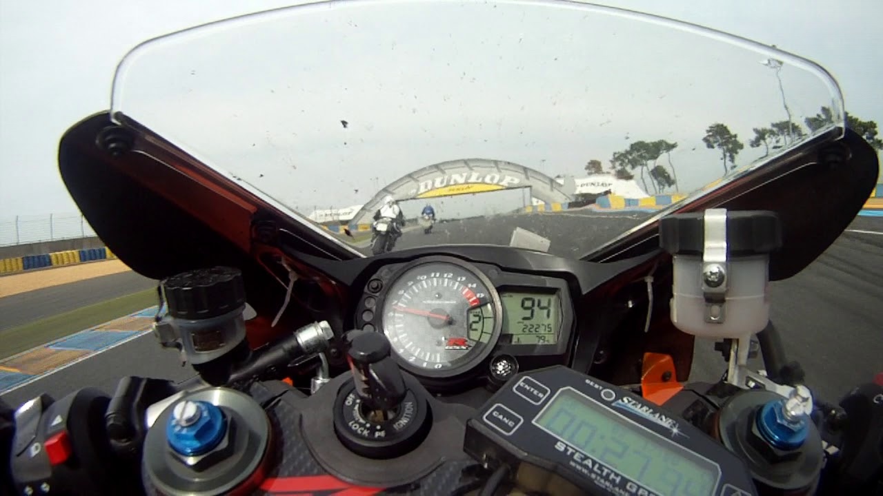 1000 gsxr sur le circuit bugatti du Mans
