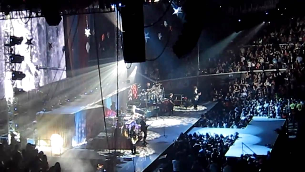 Taylor Swift Concert in Manila Back to December HD