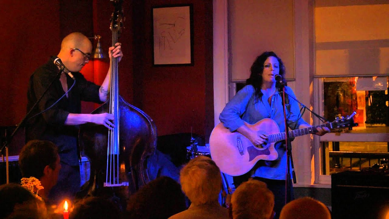 Sarah Gillespie Trio - Million Moons
