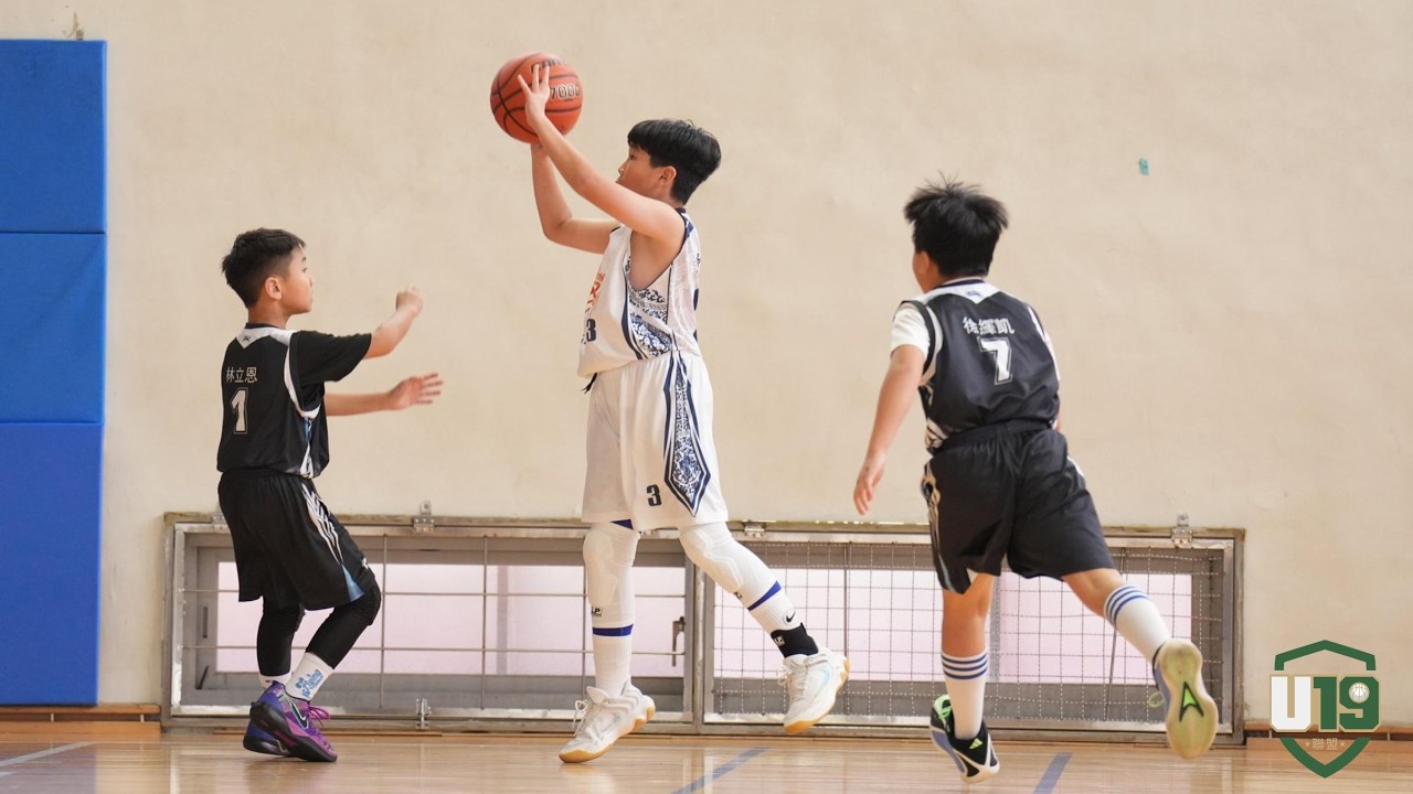 博愛國小 vs Flying 飛翔｜U10 乙｜2025 - 2026 複決賽 Mar 08