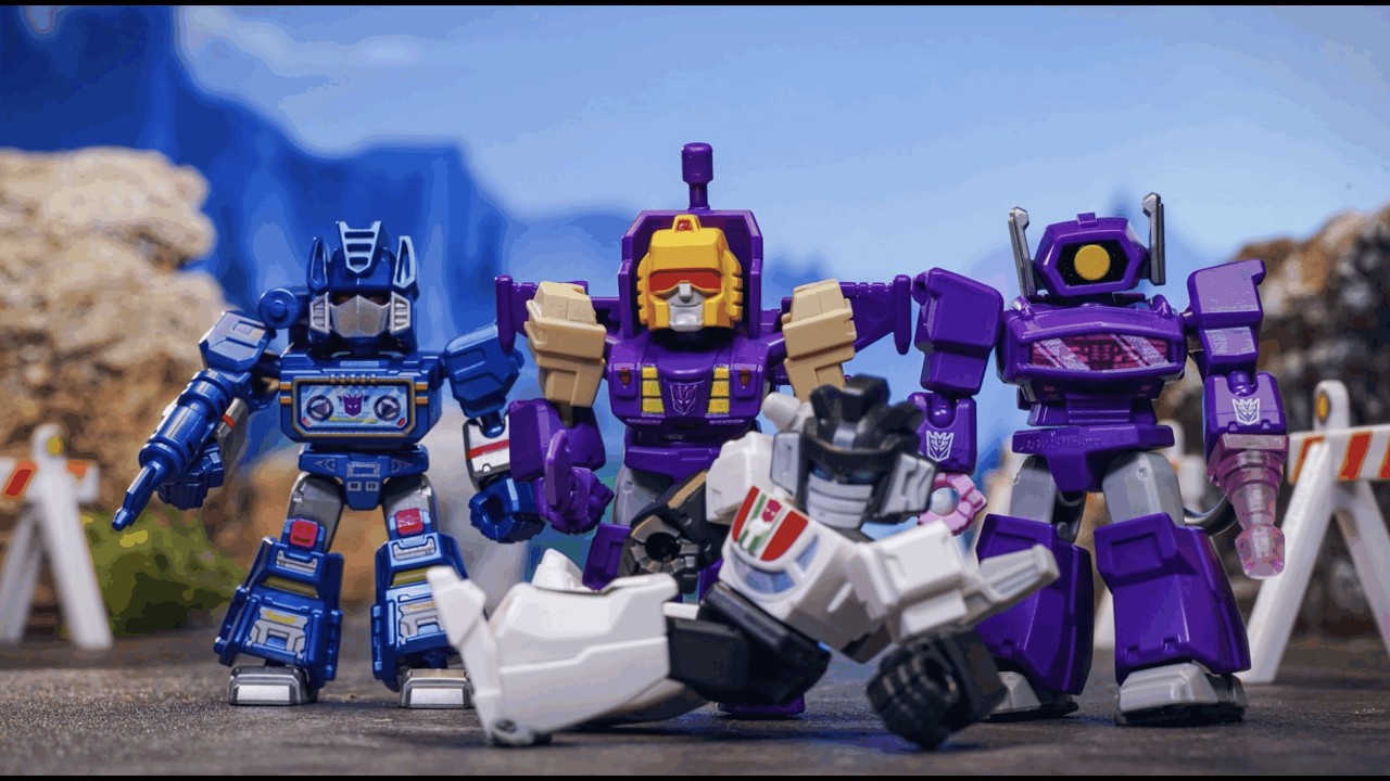 Wheeljack is in trouble. A mysterious rescue shows up… and the “savior” is… | Stopmotion