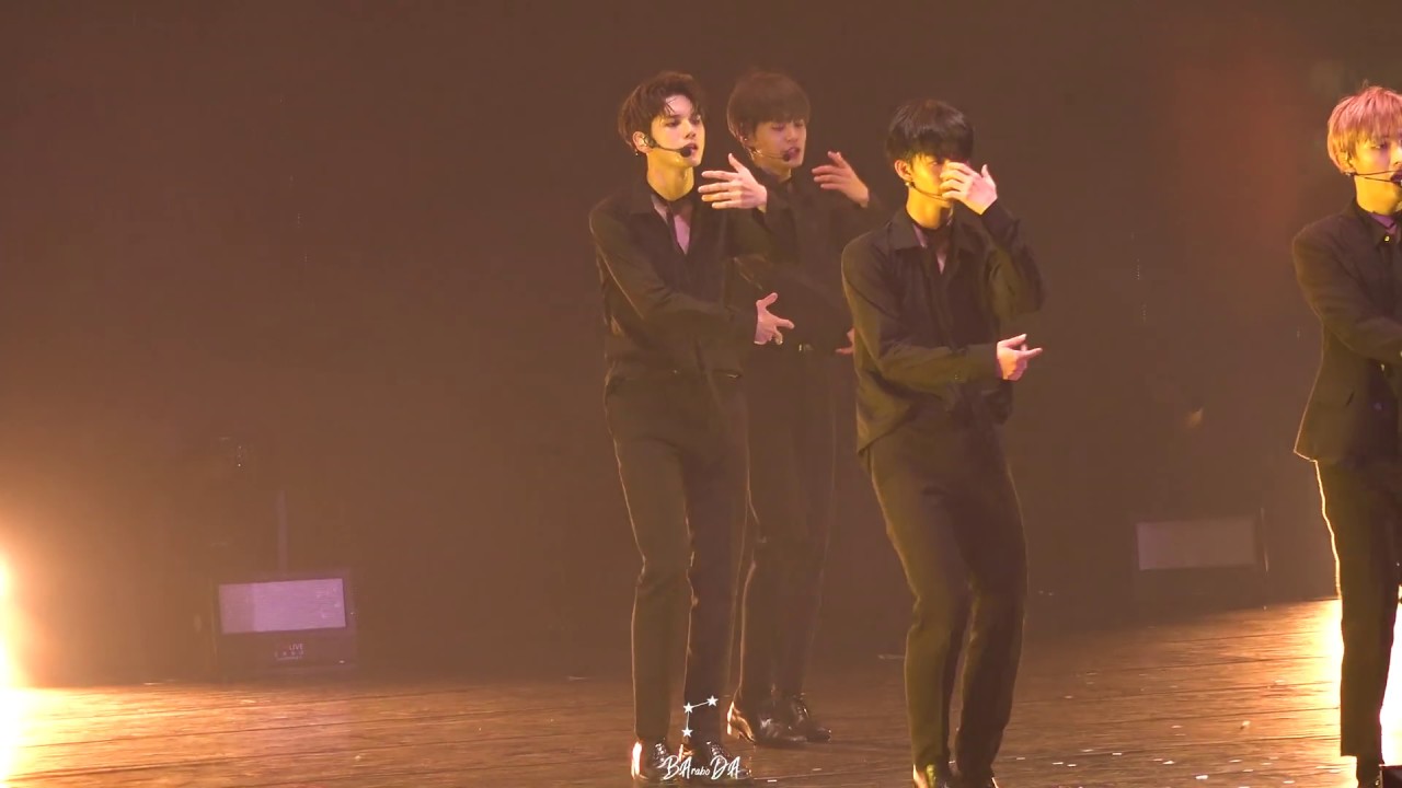 180825 [ONE : THE WORLD] in TW | 뷰티풀 (Beautiful) | WANNAONE 옹성우 직캠