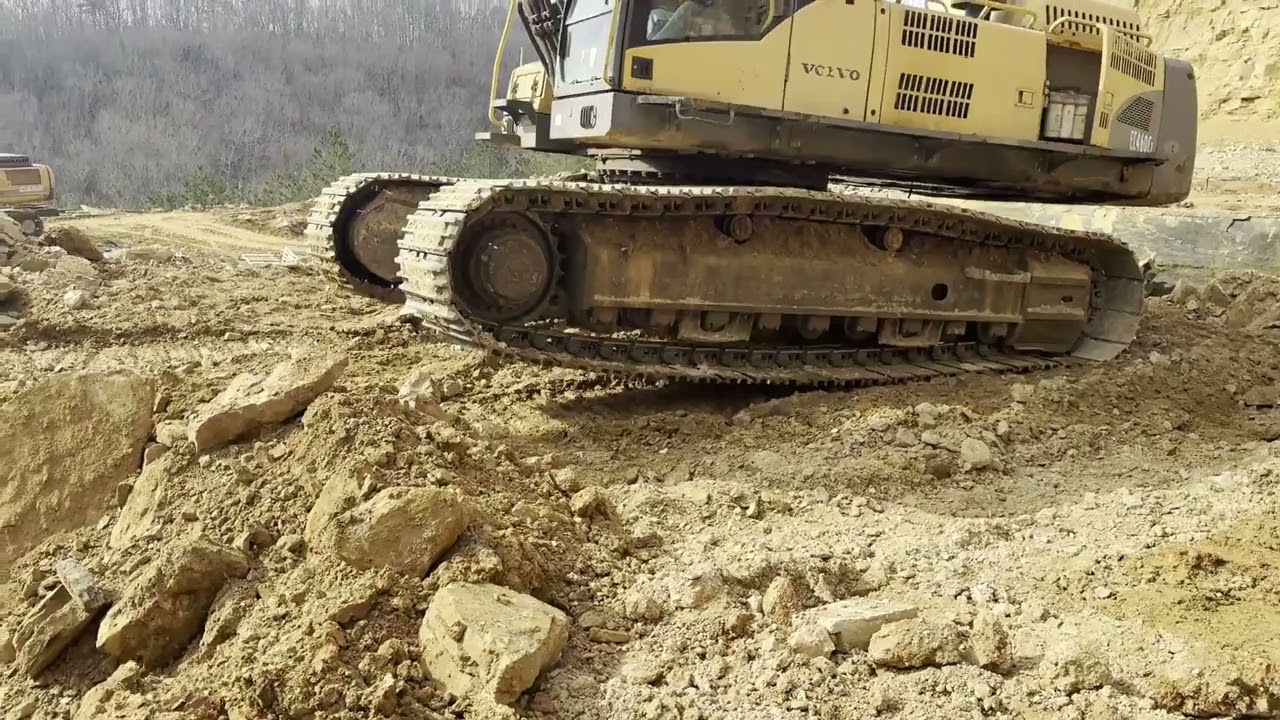 VOLVO EC460CL For Sale