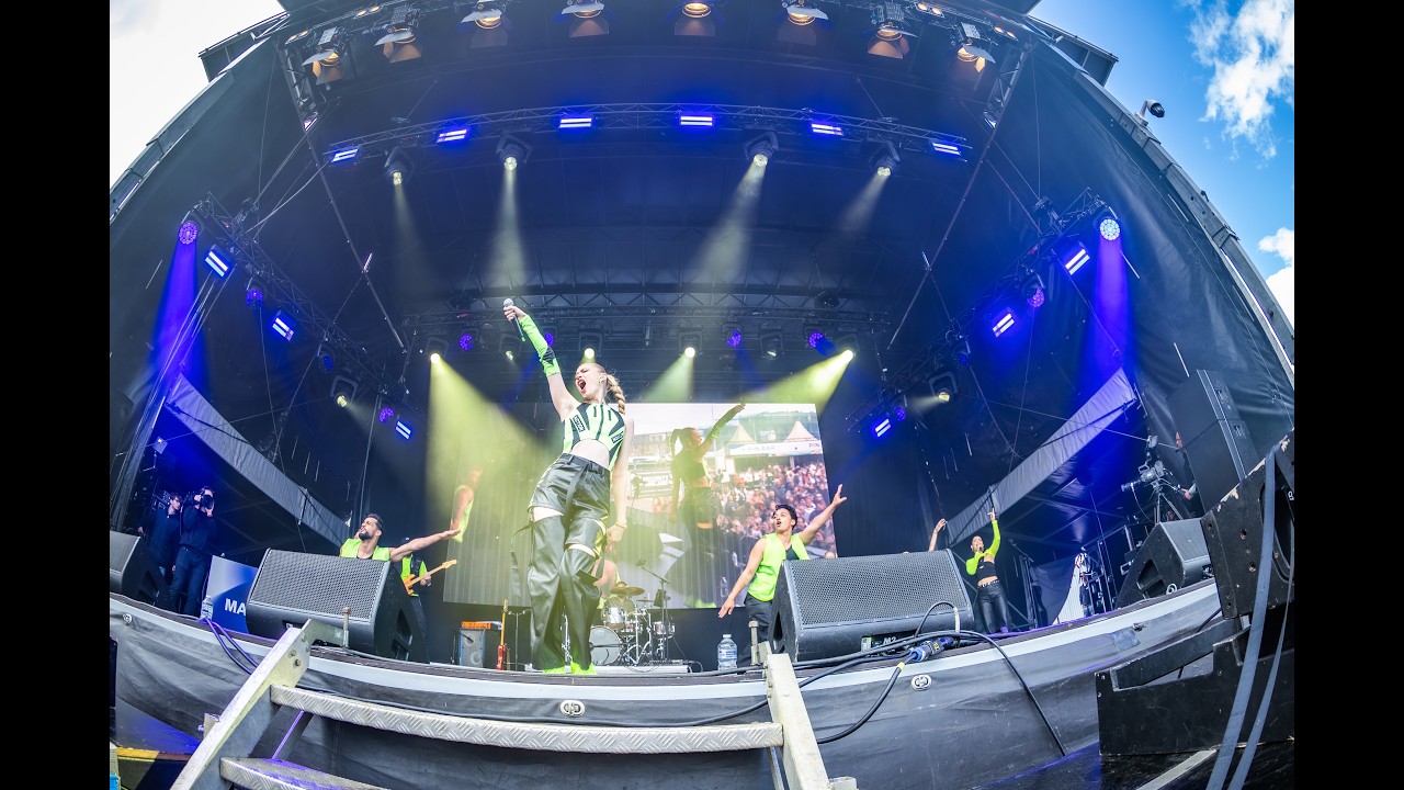 AMANDA SIMONS & THE PARTY COMPANY Live Promo 2026