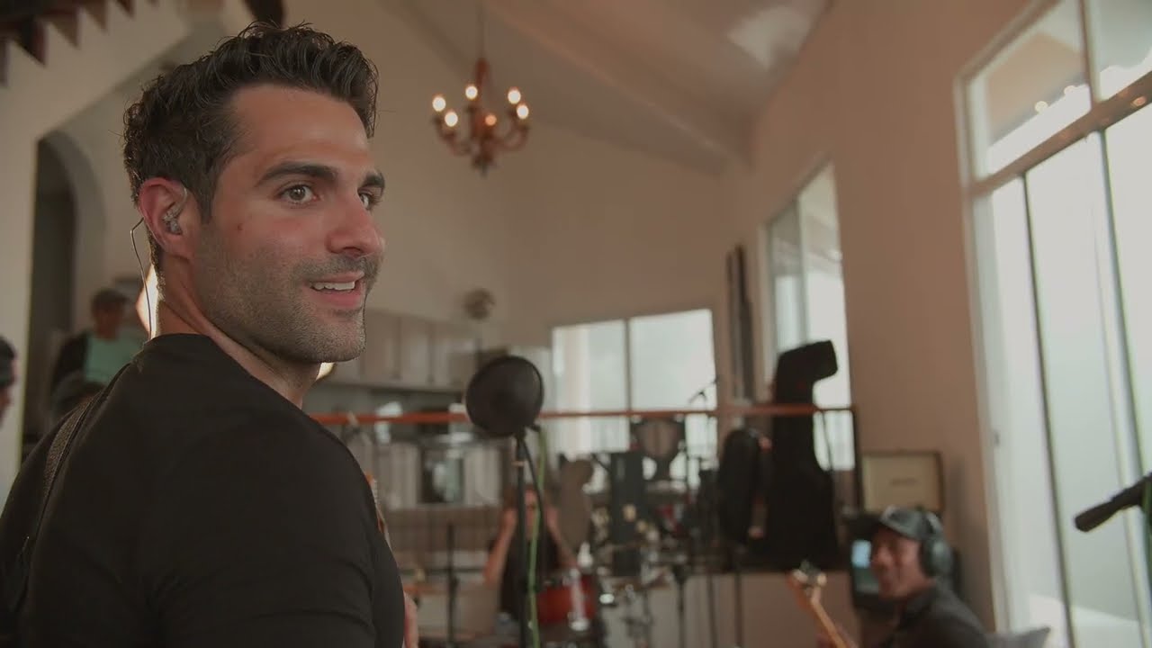 Arian Abadi - Yo Puedo (Video Oficial)