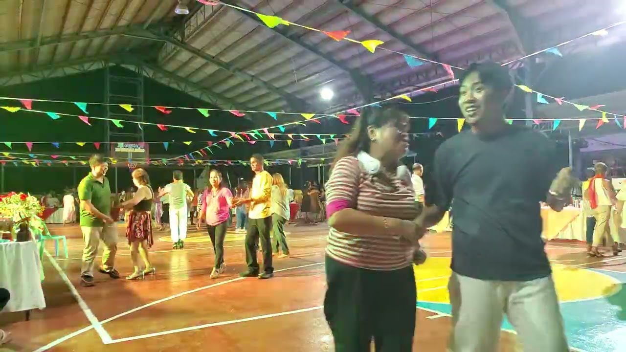 Dance Alwa Barangay Night 🥰❤️🕺💃💃💃