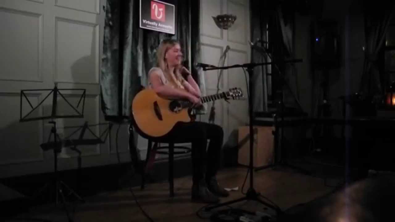 Kate Burton - Billie Jean, The Library, Islington, 17th November 2015.