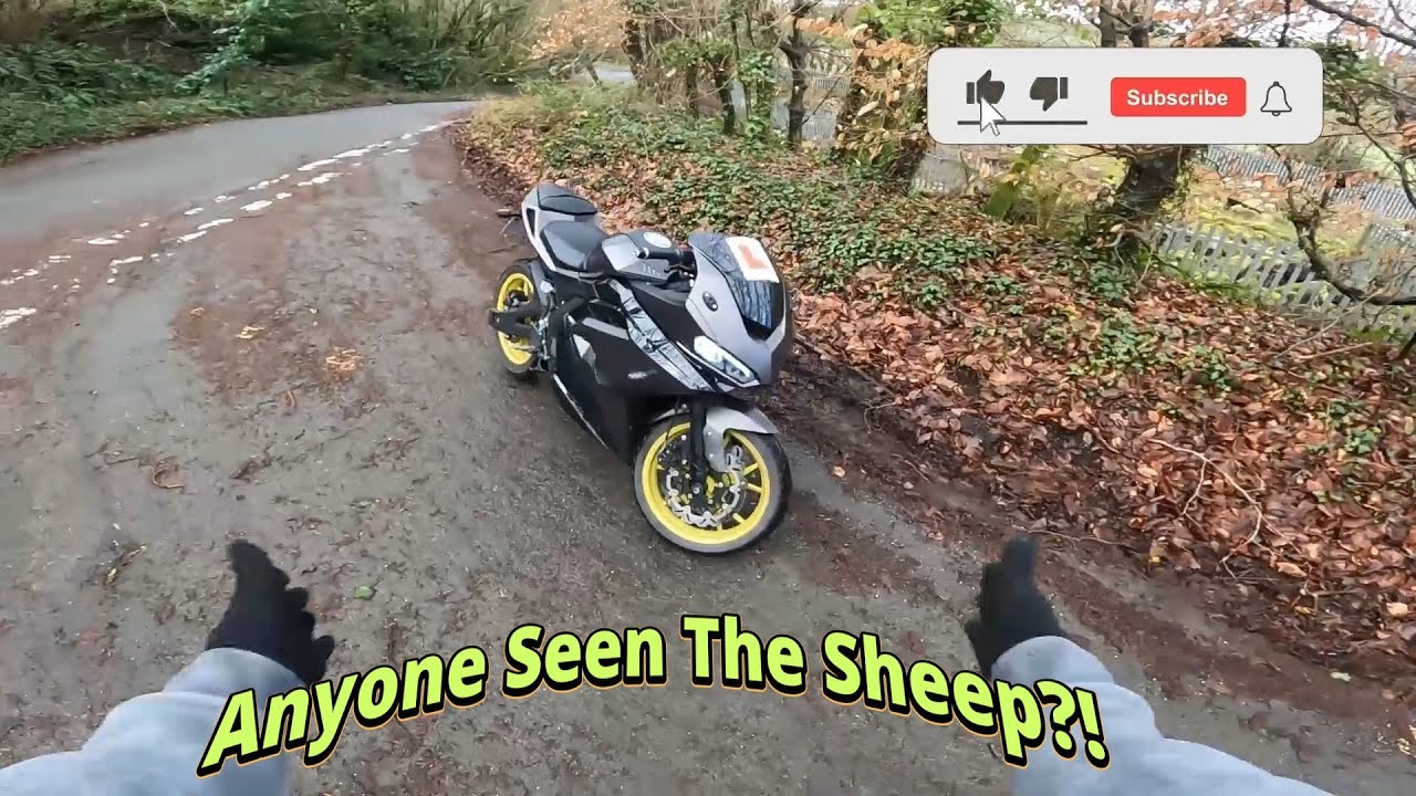 MotoVlog With the Lexmoto LXS I Gloomy Ride To The Moors!