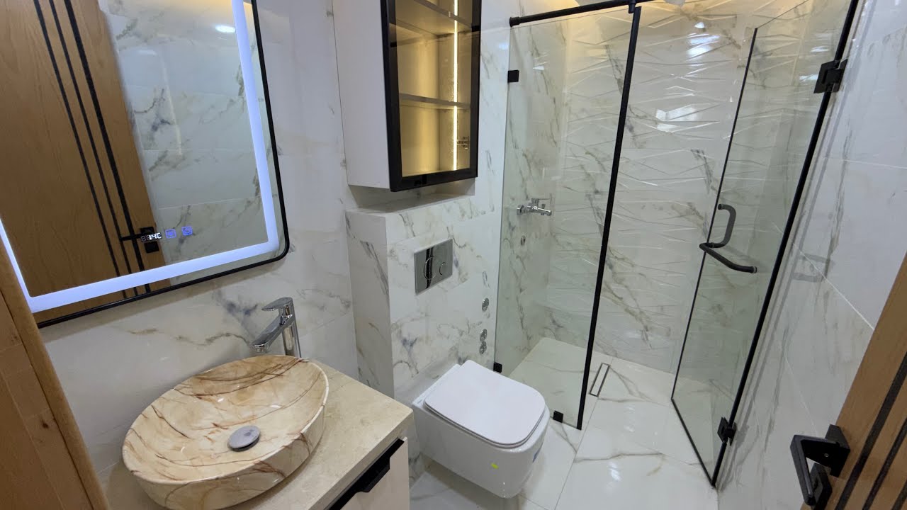 	شقة واحدة بكل طابق بمساحة 97 متر 3 غرف 2 حمامات صالون ومطبخ 😍 من تجزئة رياض الميلودي 2 بوزنيقة 👏🏽