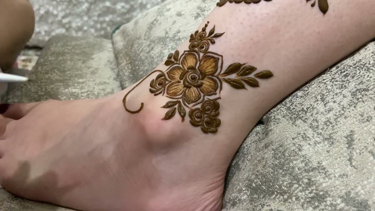حنة رجل للعيد وللعروس رسومات العيد للايد
