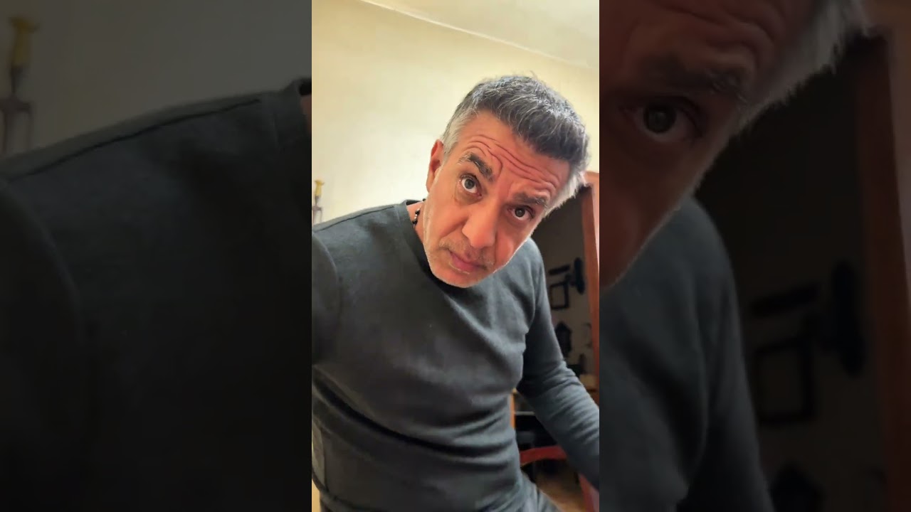 لما تكون زوجتك مريضة و انت تحاول تتهرب من دفع فلوس للدواء